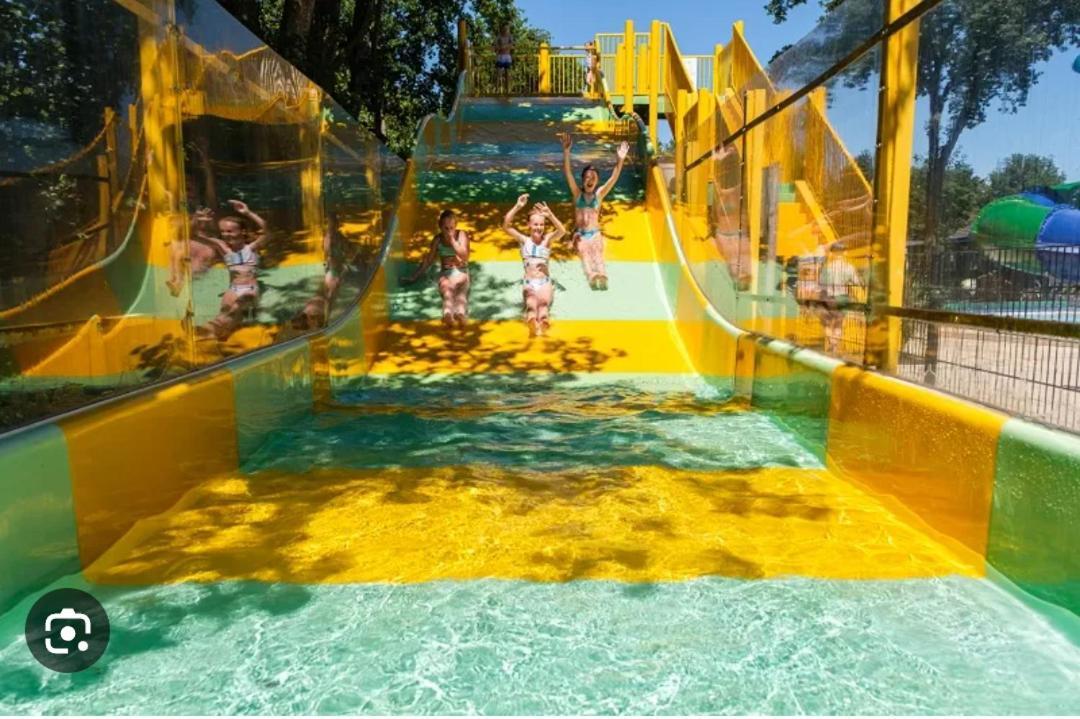 ホテルChalet Frances Marienberg エクステリア 写真